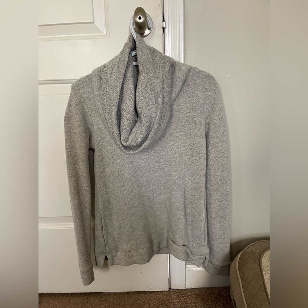 Jcrew turtleneck sweater size M